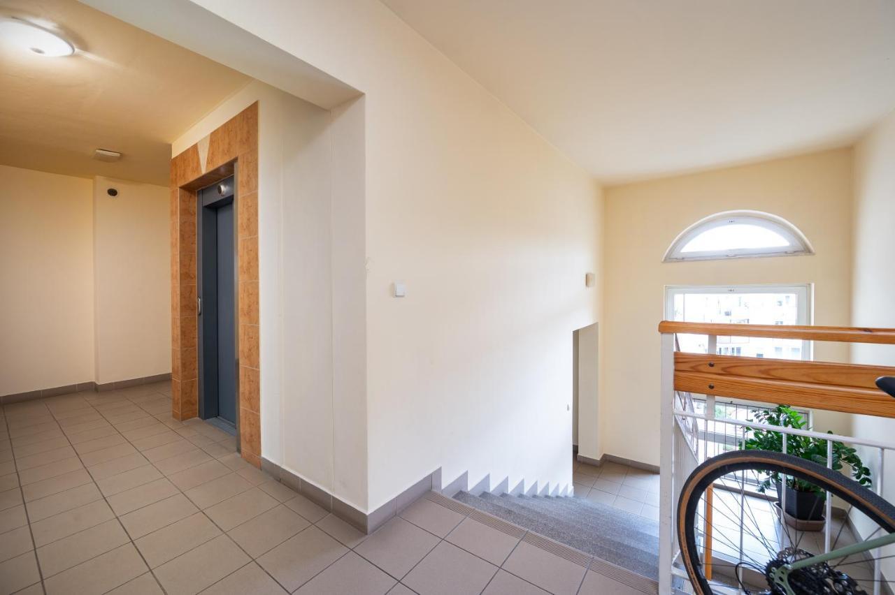 Bluszczanska Comfort Apartment วอร์ซอ ภายนอก รูปภาพ